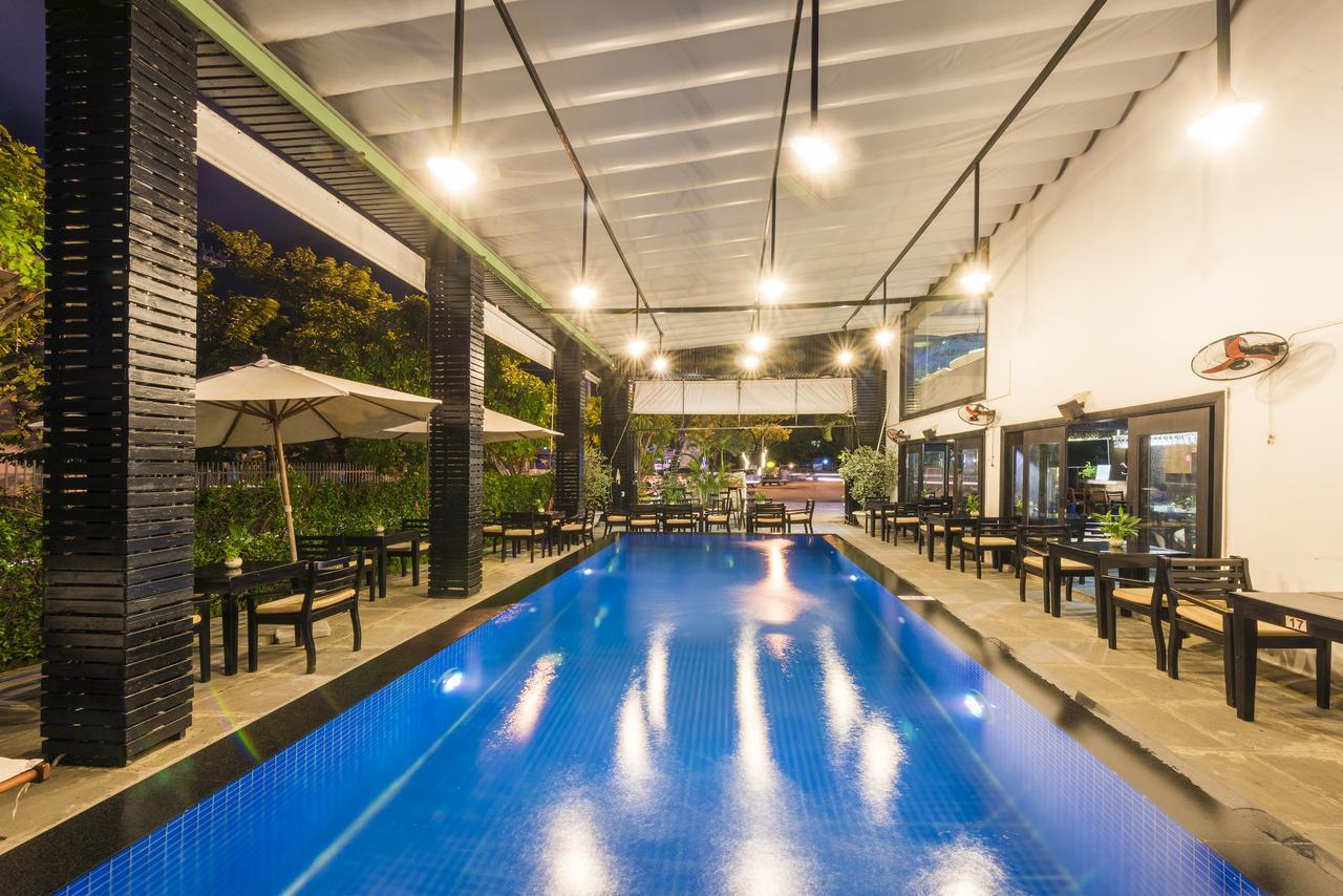 Sea Flower Hotel דה נאנג מראה חיצוני תמונה
