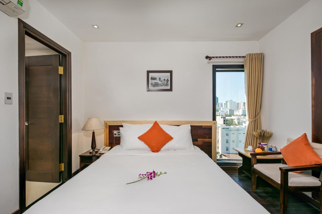 Sea Flower Hotel דה נאנג מראה חיצוני תמונה